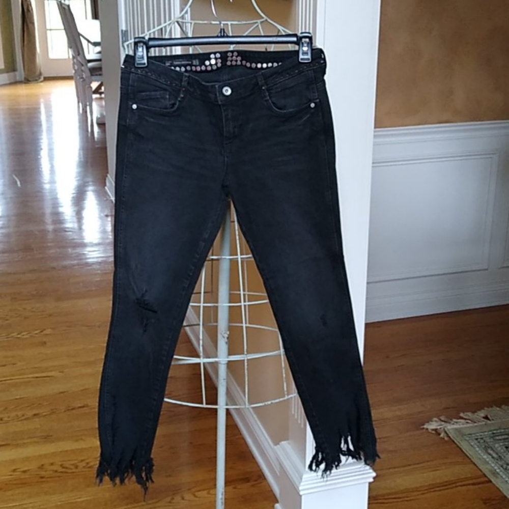 Zara Distressed Jeans